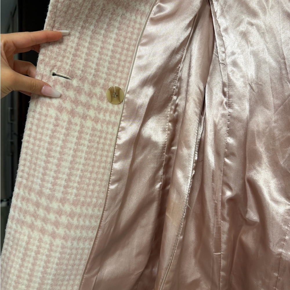 Calvin Klein Pink and Cream Houndstooth Trench Coat - Picture 5 of 9